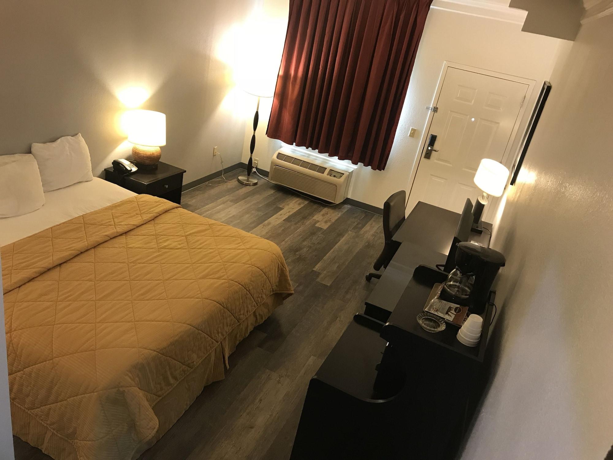 Rodeway Inn 2*